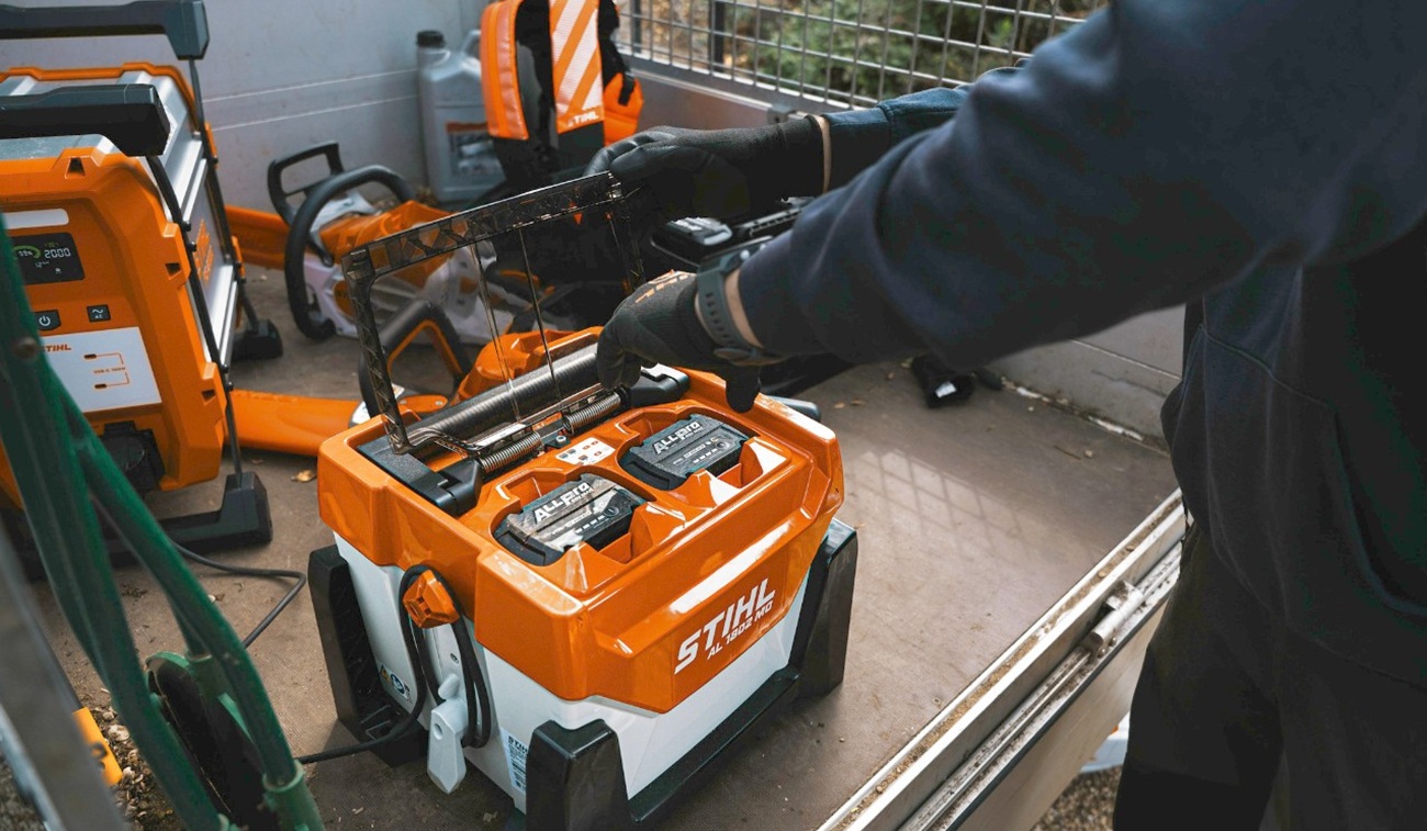 Nabíjecí bateriová stanice STIHL PS 2000 pro venkovní použití