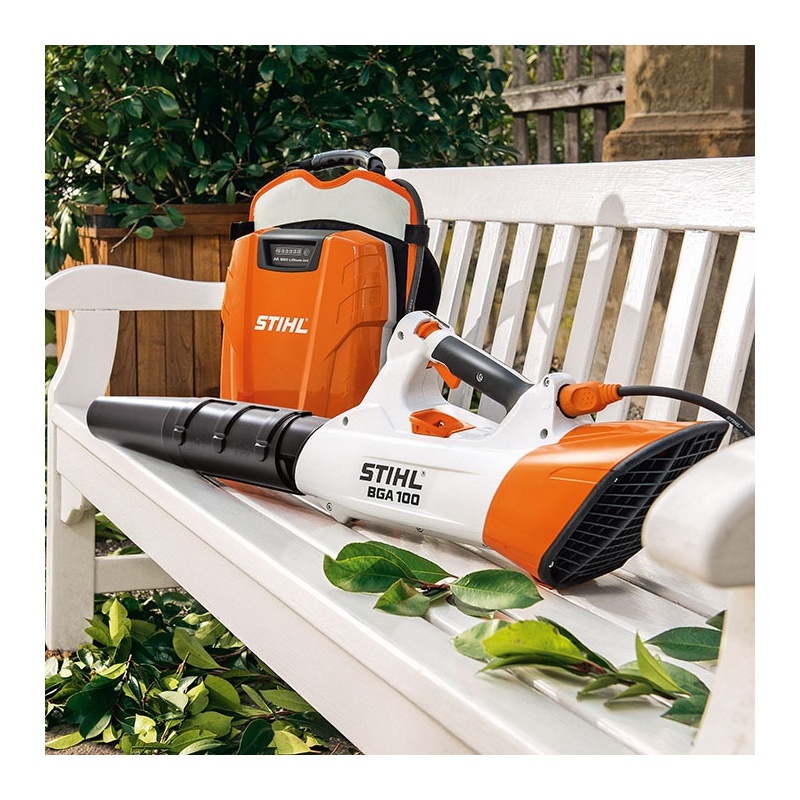 akumulátorový foukač STIHL BGA 100