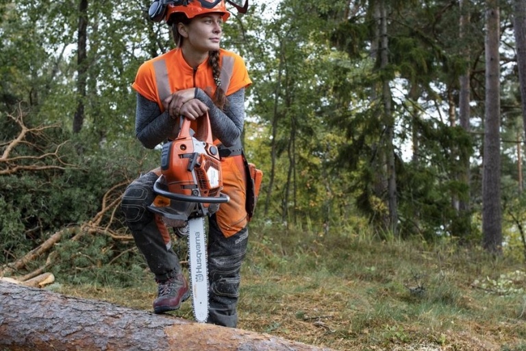 Nová generace profi motorové pily HUSQVARNA 550 XP nese označení 550 XP MARK II - foto č. 1