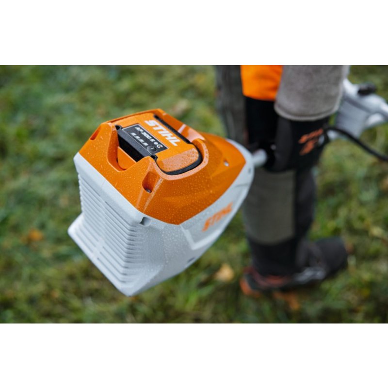 aku křovinořez STIHL FSA 120 - SET+ (2x AP300S + AL301) aku křovinořez STIHL FSA 120 - SET+ (2x AP300S + AL301)