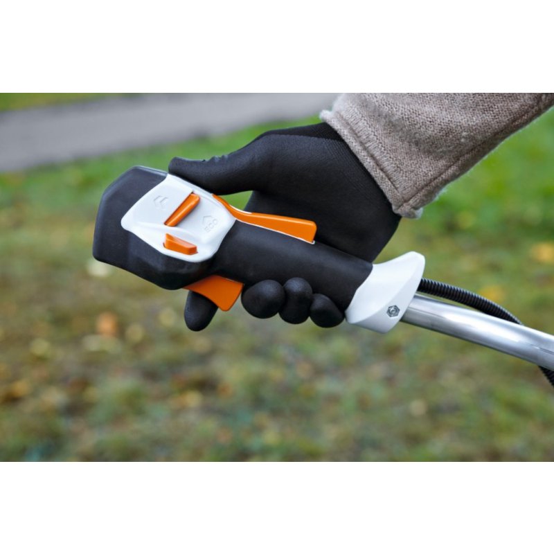 aku křovinořez STIHL FSA 120 - SET+ (2x AP300S + AL301) aku křovinořez STIHL FSA 120 - SET+ (2x AP300S + AL301)