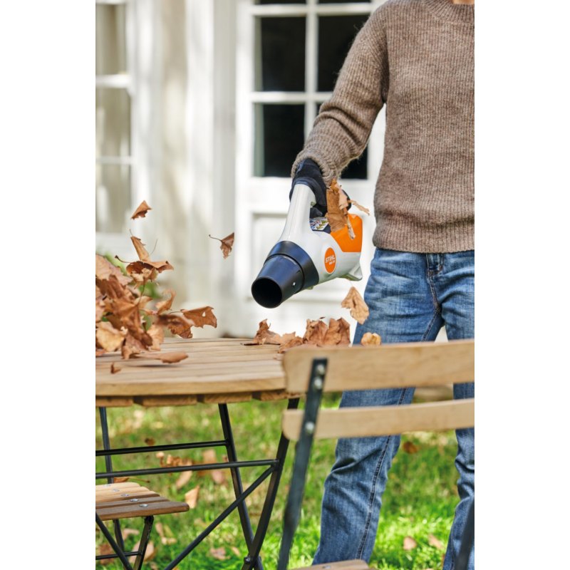 aku foukač STIHL BGA 30 - SET+ (2x AS2 + ALS31)
