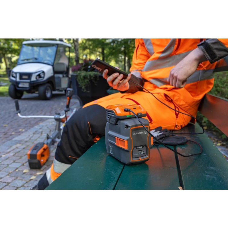 obousměrný adaptér USB Husqvarna 40-USB150X obousměrný adaptér USB Husqvarna 40-USB150X